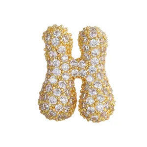 Elegante ciondolo lettera H in zirconi dorati, accessorio per collana stile hip-hop.
