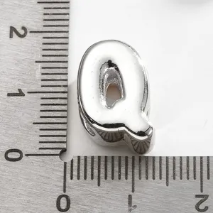 Pendentif lettre Q couleur argent pour bracelet collier DIY fabrication de bijoux accessoires.