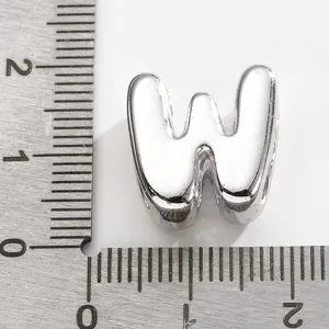 Pendentif lettre W en métal argenté avec émail blanc pour bracelet collier DIY.
