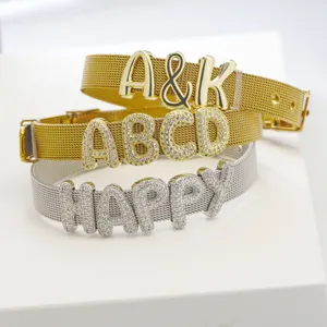 Luccicante bracciale maglia con lettere bolla zircone micro-pavé rame elegante