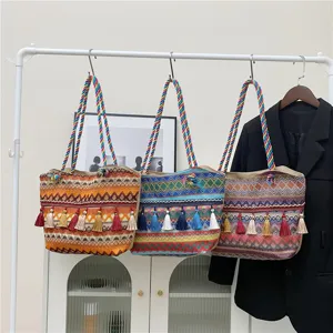 Ethnic Style Woven Tote Bag For Women Large Capacity Bohemian Shoulder Bag With Tassel Embroidery Casual Handbag