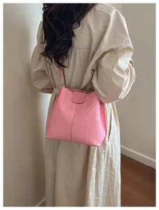 Women pink woven bucket bag spring retro chic shoulder crossbody bag daily casual commuting purse