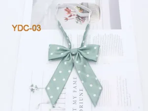Farfallina a pois verde accessorio uniforme JK con cinturino regolabile per le donne.