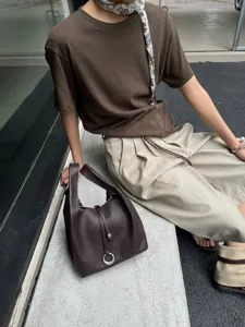 Bolso cubo de cuero marron para mujer bolso de mano elegante estilo casual chic moda