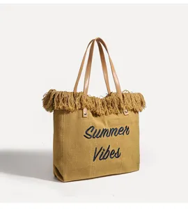 Bolso tote grande de lona con flecos y bordado Summer Vibes para mujer elegante.