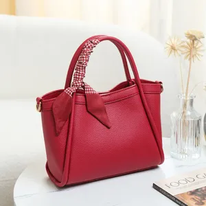 Bolso Cubo de Cuero PU para Mujer Gran Capacidad Casual Hombro Bolso Cruzado Con Decoración de Bufanda