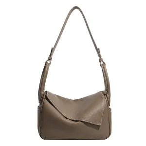 Borsa a tracolla in pelle marrone elegante design pieghevole borsa versatile da donna