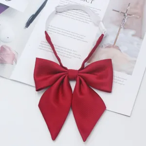 Rote JK Fliege für Damen, spitzer feiner Köper Uniform Kragen Schleife mit elastischem Band.