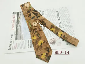 Cravatta da uomo vintage a fiori in puro cotone stampato casual 8cm moda cravatta floreale chic