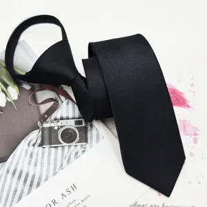 Corbata negra de hombre con cremallera 5cm estrecha lisa de saten vista principal