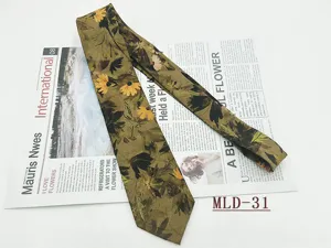 Cravatta da uomo in cotone a fiori retrò, 8 cm di larghezza stile coreano casual stampata.