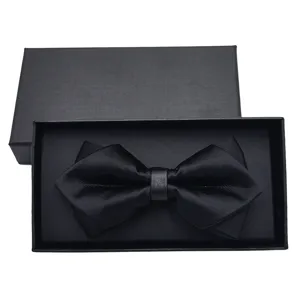 Men solid black bow tie with gift box, classic British style wedding suit accessory.