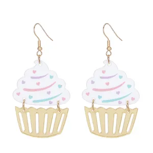 Süße niedliche Acryl Cupcake Ohrringe für Damen, modischer süßer Party Dessert Schmuck Haupt.