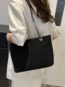 Zwarte getextureerde ketting tote tas voor dames, stijlvolle grote schoudertas voor werk.