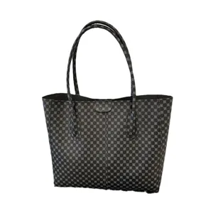 Μεγάλη μαύρη τσάντα shopper για γυναίκες, κομψή τσάντα ώμου για καθημερινή χρήση.