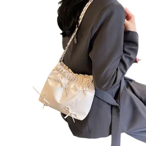 Vrouwen schoudertas stijlvolle strik ketting handtas casual crossbody hobo tas zomer chic