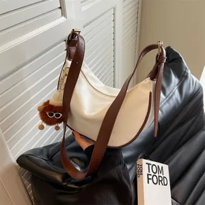 Chic wei und braun Farbblock Unterarm Schulter Dumpling Tasche fuer Damen stil