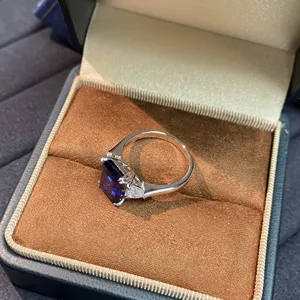 Anello in argento sterling 925 con zaffiro blu regale stile europeo classico cofanetto