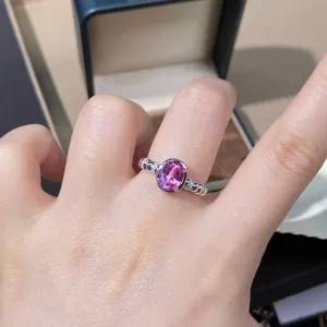 Anello in argento sterling con zaffiro rosa da donna, elegante gioiello con gemma.