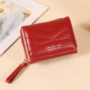 Koreaanse Stijl PU Lederen Trifold Kleine Portemonnee Voor Dames Effen Kleur Met Stiksels Rits Muntzakje Met Polsband