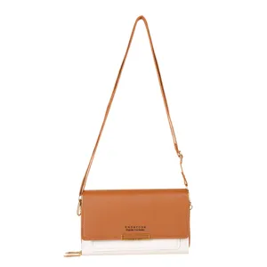 Sac bandoulière bicolore marron et blanc, élégant sac à main en cuir avec longue sangle.
