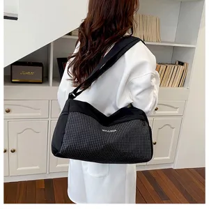 Stylish large capacity plaid travel shoulder bag for women, lightweight gym and yoga duffel.
