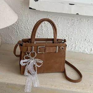 Retro braune lederoptik Schultertasche Umhaengetasche mit Guertel und Schleife fuer Damen Hauptbild