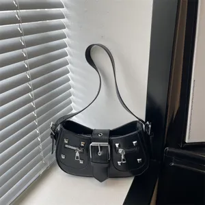 Borsa a spalla nera da donna in ecopelle, borsa a mezzaluna retro con fibbia in metallo.