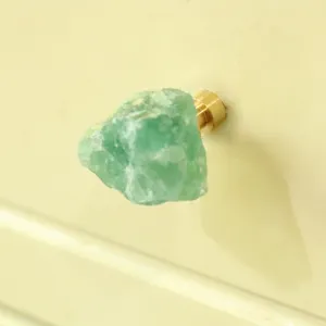 Bouton de meuble en cristal vert naturel avec base en laiton pour tiroir de placard