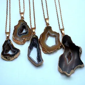 Natuurlijke Agaat Geode Hanger Zonder Ketting Onregelmatige Ruwe Steen Kristal Gegalvaniseerde Rand Westerse Sieraden