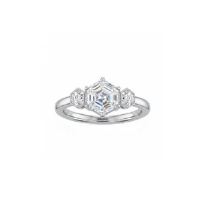 Bague élégante à trois pierres taille hexagonale ton argent bijoux tendance femme