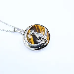 Naturauge Katze Mondsichel Anhänger Halskette Detailansicht Modeschmuck Zubehör Geschenk