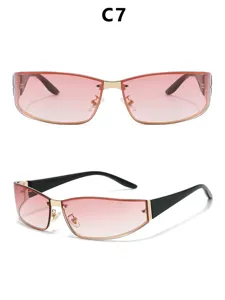Fashion Y2K metal sunglasses with gradient pink lenses and stylish black temples for women.