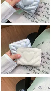 Schlichtes gestepptes PU-Leder Kartenetui mit Herzmuster, süße koreanische Damen Geldbörse.