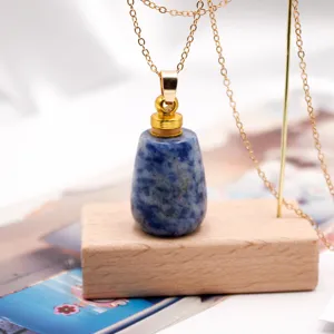 Pendentif Bouteille d'Huile Essentielle en Cristal Naturel Seul Sans Chaîne Agate Calcédoine Flacon de Parfum Pierre Facettée Pendentif de Collier