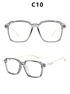 Eckige graue transparente Brille mit eleganten doppelten Perlen am Brillenbug für Damen.