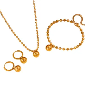 Goldfarbenes Titanstahl Perlenkette Armband Ohrringe Set minimalistischer Damenschmuck