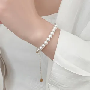 Élégant bracelet perles rondes argent S925 avec pendentif cœur délicat pour femme vue principale