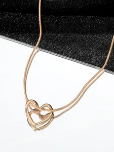 Collana catena serpente dorata con doppio ciondolo cuore traforato, bijoux di moda.