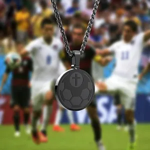 Edelstahl Fußball Kreuz Anhänger Halskette für Sportfans und tägliches Training.