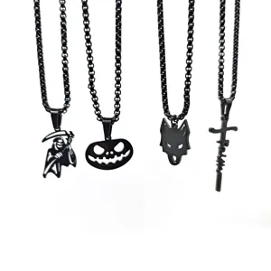 Μαύρο ανοξείδωτο ατσάλι Halloween κολιέ μενταγιόν σετ με νεκροθάφτη και κολοκύθα.