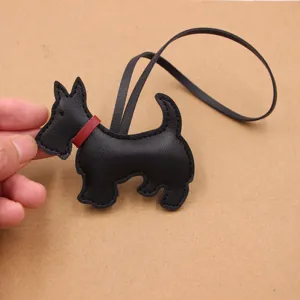 Scottish Terrier Adorno de Bolso Perro de Cuero PU Llavero Cachorro Colgante de Animal de Cuero para Bolsos Accesorios de Decoración Interior de Coche Regalo Mujer Hombre