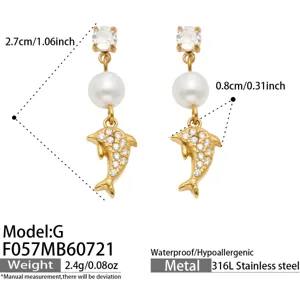 Vergoldete 316L Edelstahl Delfin Perle Ohrringe Detail, 2.7cm Länge mit funkelndem Zirkon Stein.