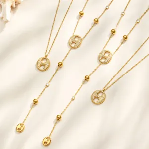Collier Pendentif Strass en Acier Inoxydable Luxe Géométrique Évidé Rond Double Boucle Collier Chaîne pour Vacances Femme Bijoux