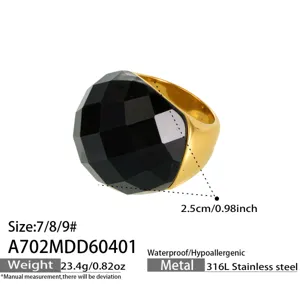 Massiver, facettierter schwarzer Glasstein Edelstahl Ring mit 18K vergoldetem Modedesign.