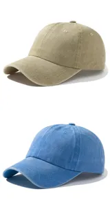 Berretto da baseball classico in cotone lavato stile vintage con corona morbida e visiera.