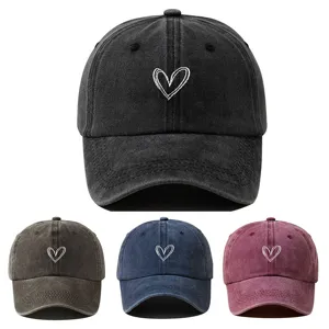 Casquette de Baseball Vintage Délavée Broderie Cœur Chapeau de Soleil Réglable Unisexe Pour Plein Air Casual Mode Sport