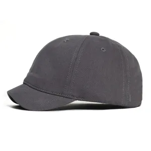 Berretto docker grigio scuro a tesa corta tinta unita, cappello casual in cotone per uomo.