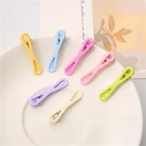 Set de pinzas para el cabello de metal colorido estilo pato detalles para cabello infantil.