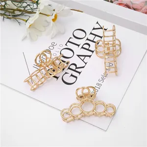 Pinza per Capelli in Metallo Minimalista da Donna Oro Galvanico Geometrico Intarsiato Squalo Clip Antiscivolo Accessorio Capelli